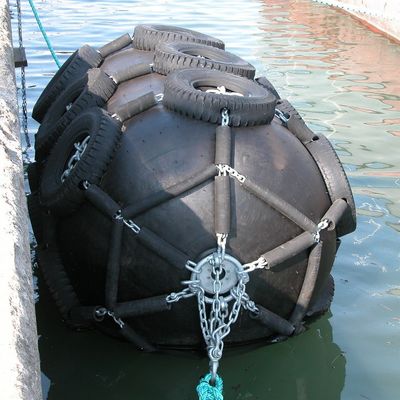 EU 50Kpa Yokohama Fender for Gas Carriers High Performance Marine Buffer