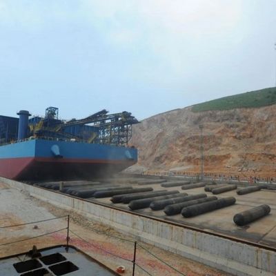 ইনফ্ল্যাটেবল রাবার এয়ারব্যাগ মেরিন শিপ চালু করে এয়ার বেলুন