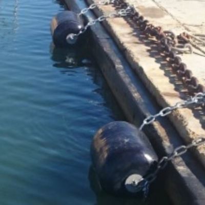 মেরিন ফ্লোটিং কালারফুল বাম্পার পলিউরেথেন ইভাএ মেরিন ফেন্ডার উইথ চেইন অ্যান্ড টায়ার নেট