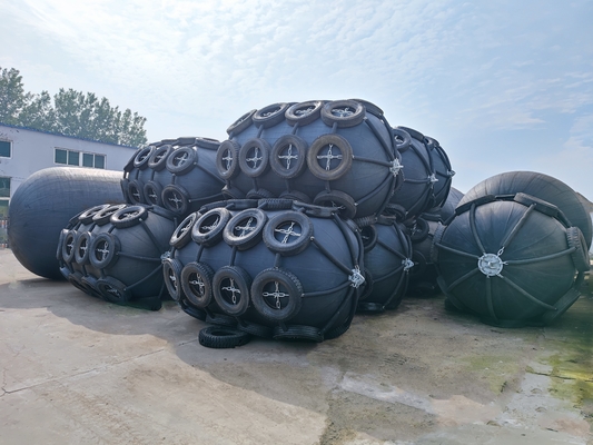 ডকিং বোটের জন্য 50Kpa 80Kpa মেরিন ইয়োকোহামা বায়ুসংক্রান্ত টাইপ রাবার ফেন্ডার