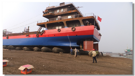 সামুদ্রিক রাবার এয়ারব্যাগ টেকসই 0.8m*12m অ্যান্টি ওয়ার শিপ লঞ্চিং রাবার এয়ারব্যাগ