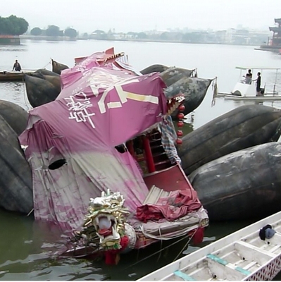 স্পেস সীমাবদ্ধতার বাইরে টেকসই রাবার বোট স্যালভেজ এয়ার ব্যাগ
