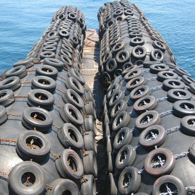 ISO 17358 CCS Yokohama বায়ুসংক্রান্ত ফেন্ডার জেটি Inflatable রাবার ফেন্ডারের জন্য