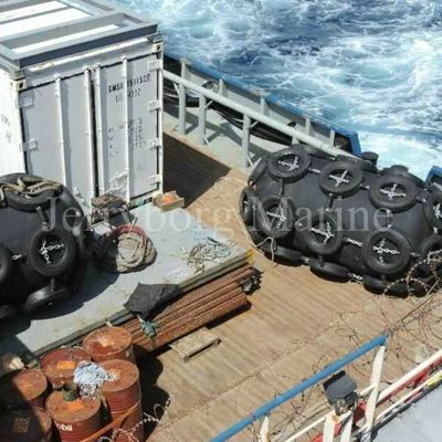 50kpa 80kpa ইয়োকোহামা বায়ুসংক্রান্ত ফেন্ডার উচ্চ চাপ ইনফ্ল্যাটেবল রাবার ফেন্ডার